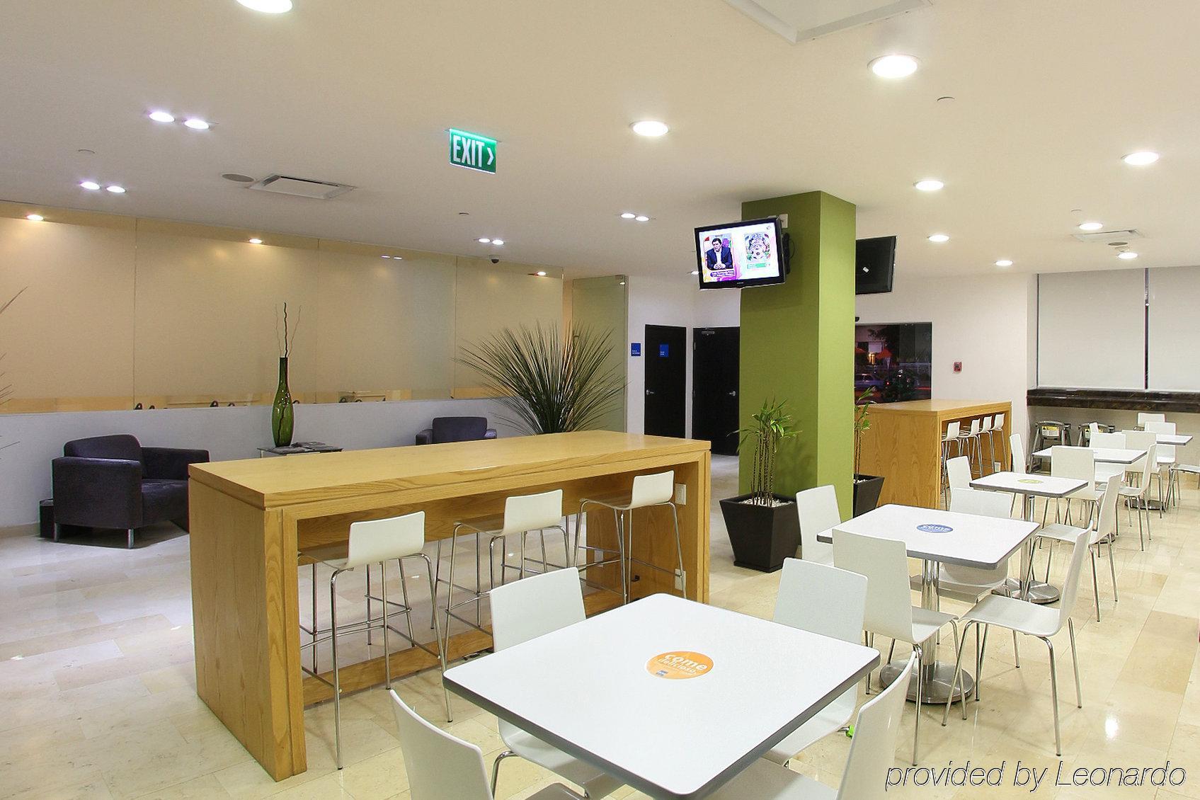 One Culiacan Forum Restaurant foto